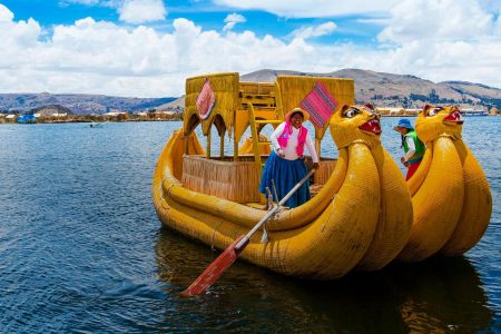 Isla Uros y Taquile Full Day